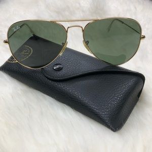 Ray-Ban Aviator Sunglasses 🖤✨Black & Gold